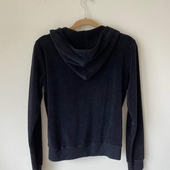 Black hoodie with matching bottoms/sweatsuit - Picture 3 of 7